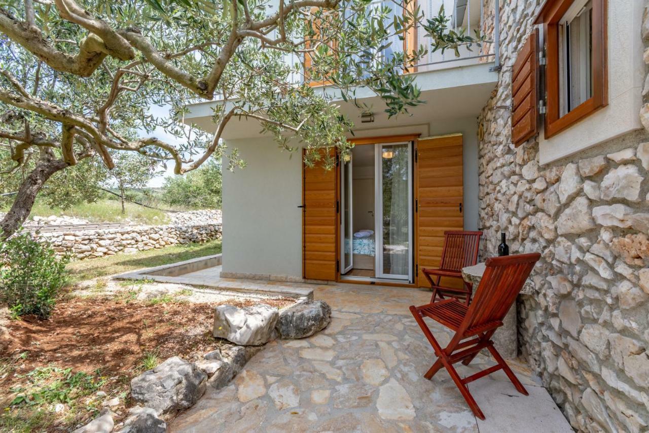Holiday Home Kuca Sunca Sutivan Kültér fotó